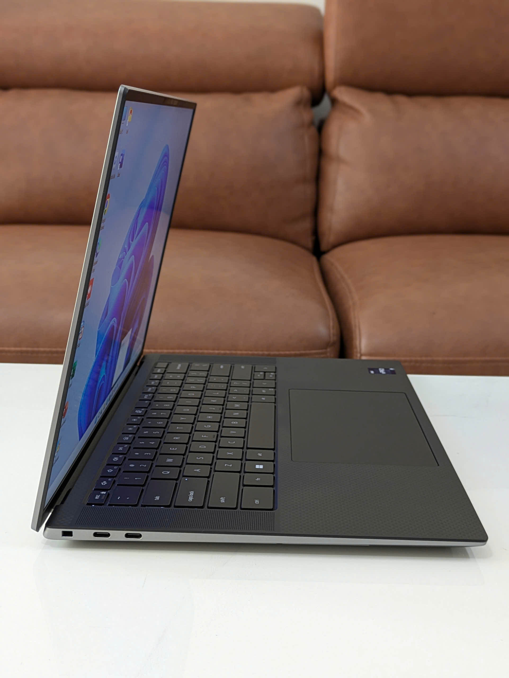 z7489992580824_ce1be67001a9f8325b5513dba6cc9d05