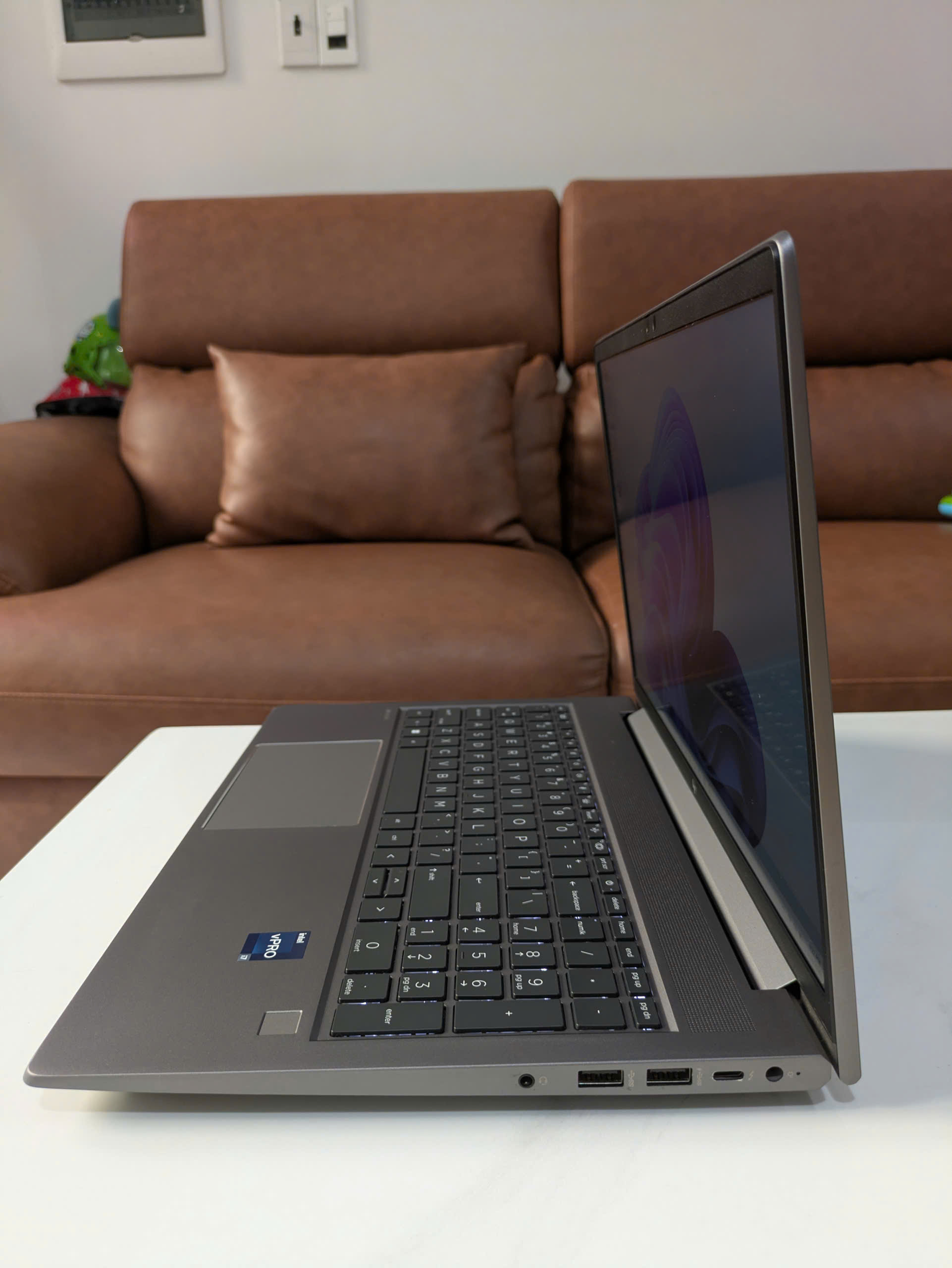 z7655499936402_22057129656bfc928e3c757e18debf87