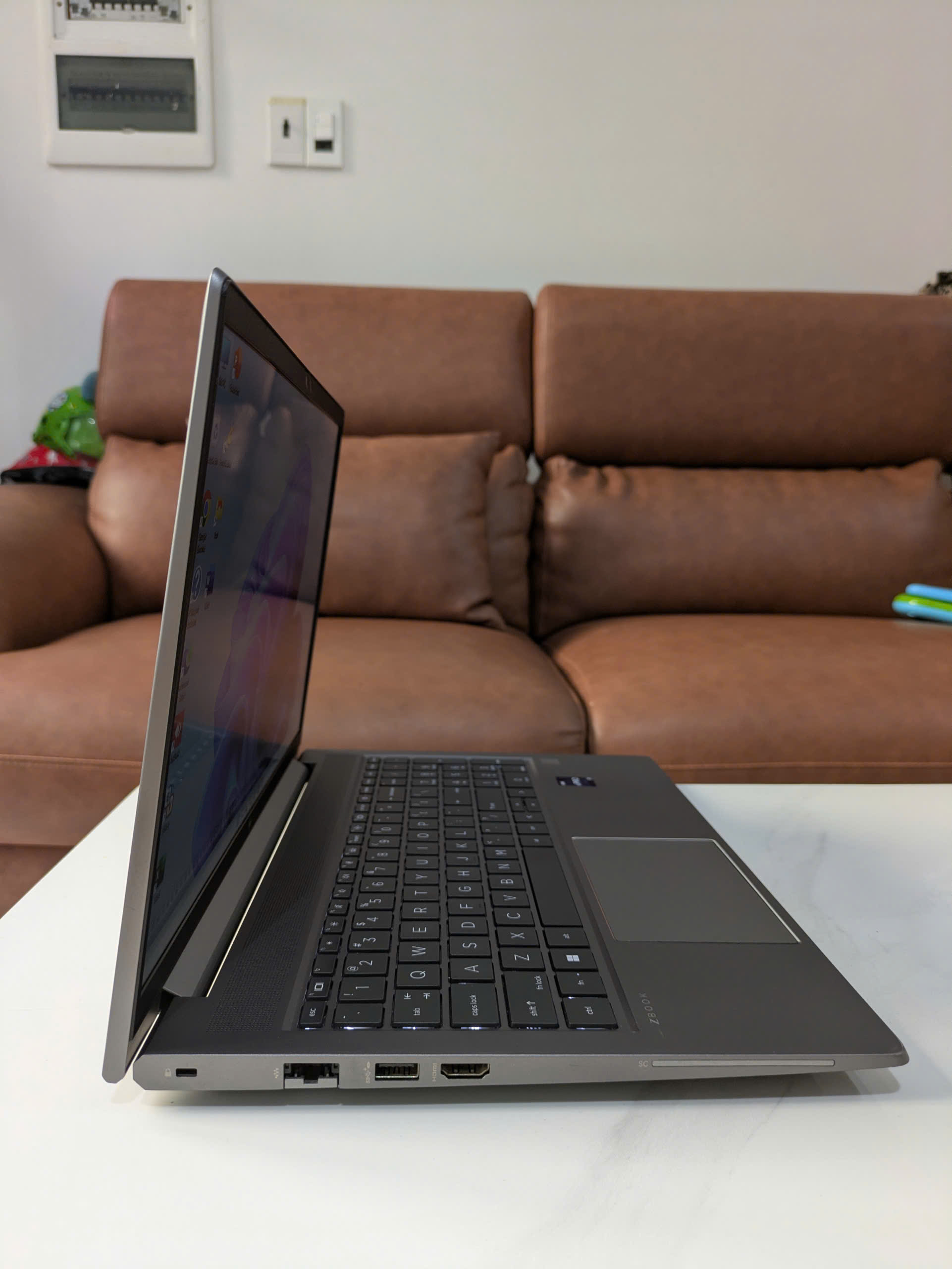 z7655499938151_00bfc9daa8d4fa207a8ff5ccc5dac333