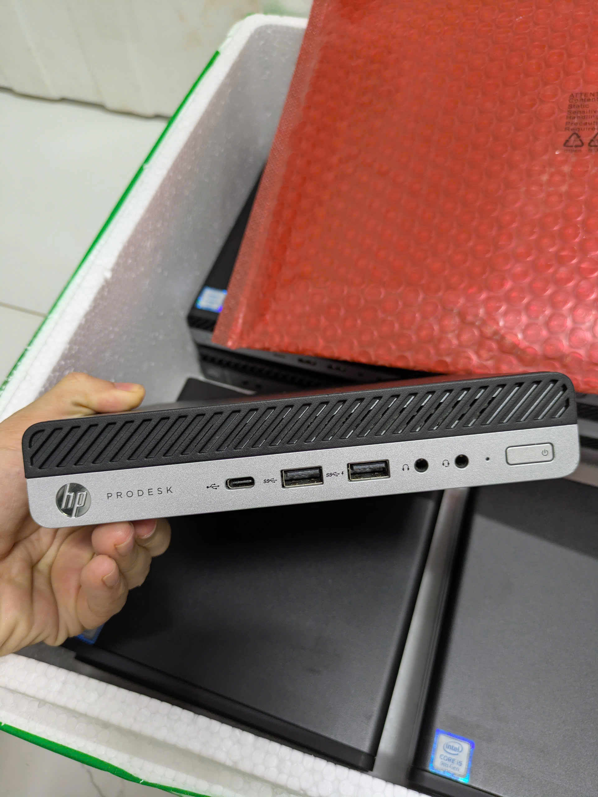 z7687793511559_0371e742e270568f0f90bd259b0cf475