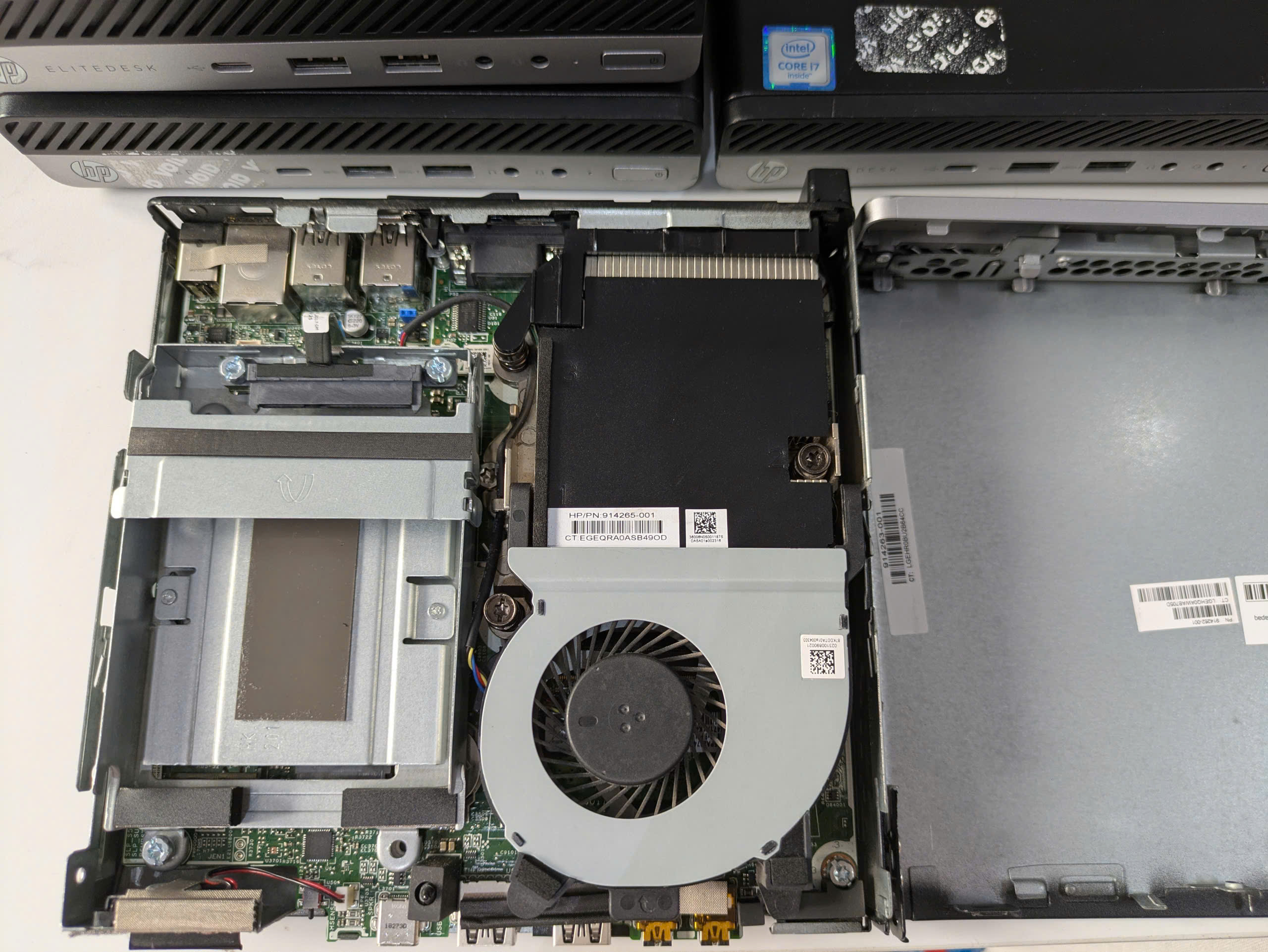 z7700209842941_d3a03cb4b7bdf9b74fddce763a899bee